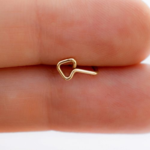 Double piercing arrow stud earring in 14k gold filled