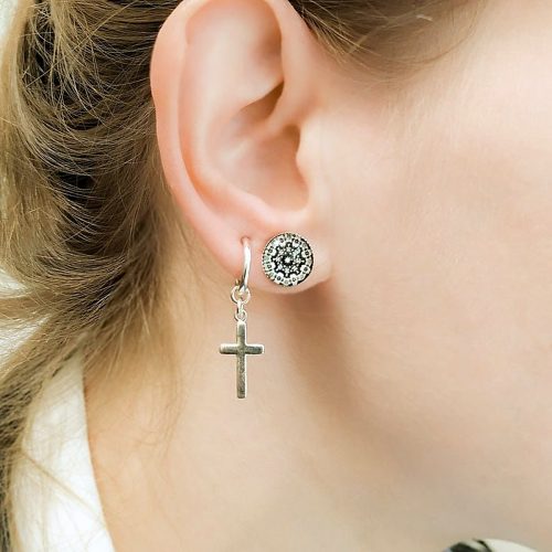 Clip on hoop earring with silver feather charm, gold color hoop