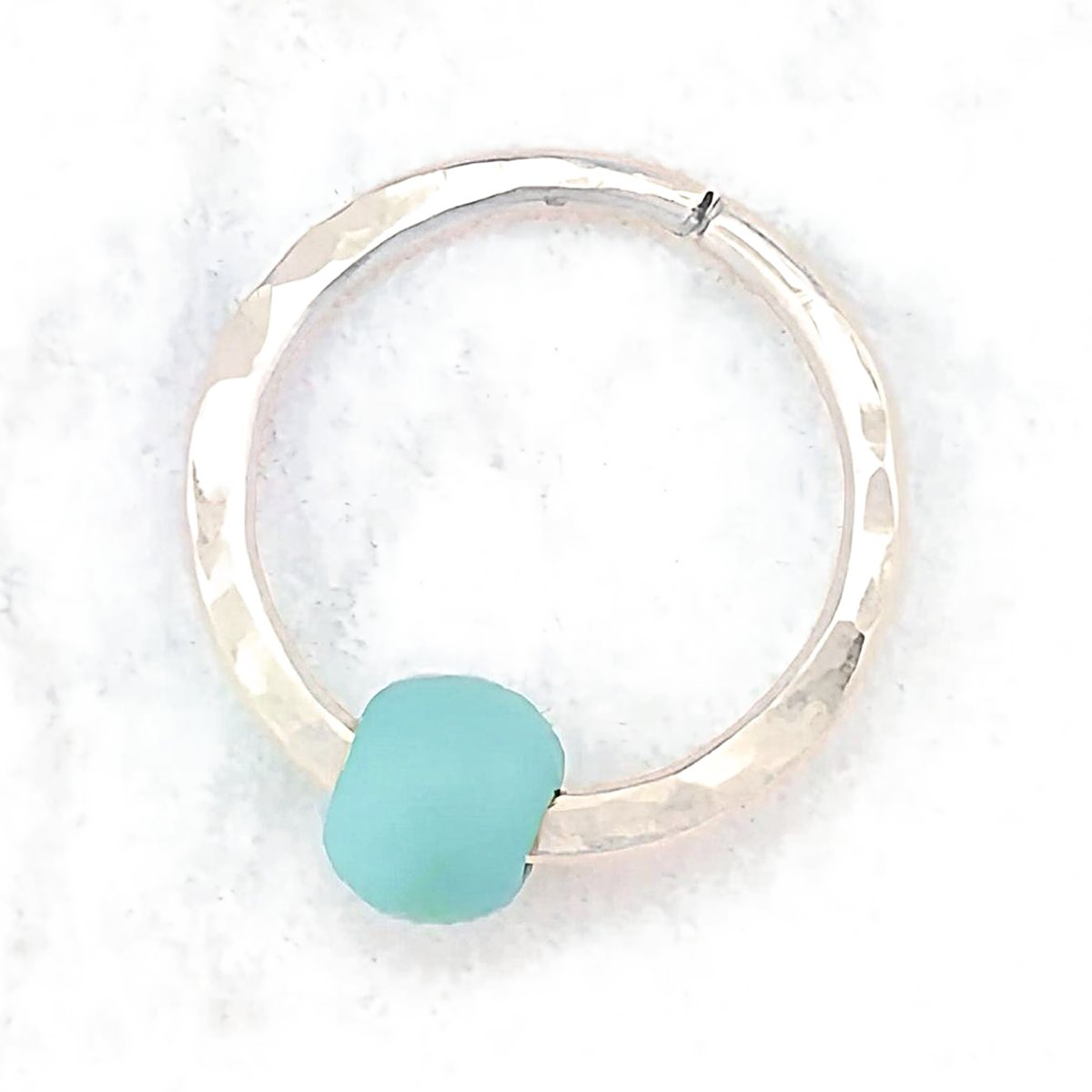 Hammered nose ring with turquoise bead in 14k gold filled, photo 4